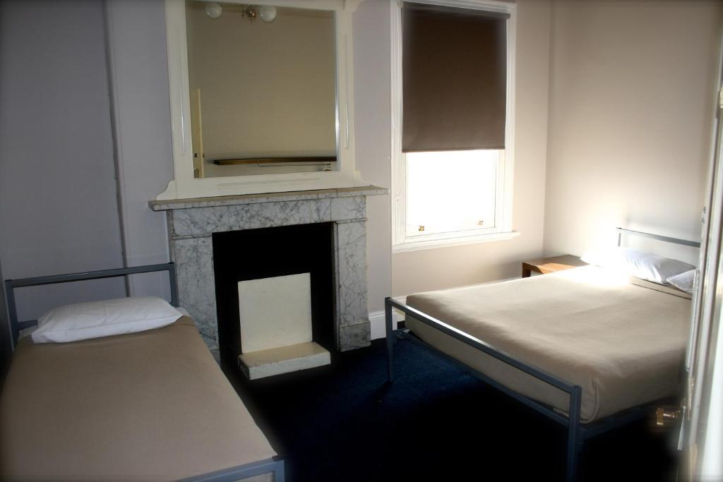 Glenelg Beach Hostel Oda fotoğraf