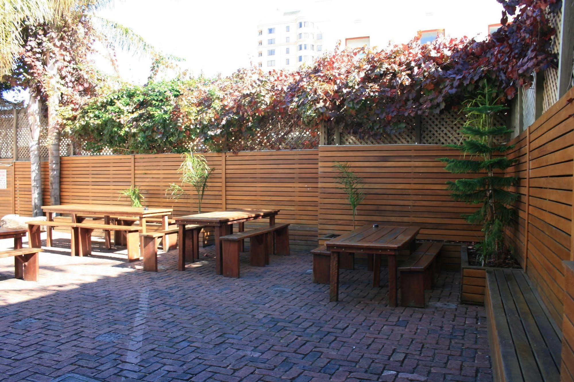 Glenelg Beach Hostel Dış mekan fotoğraf